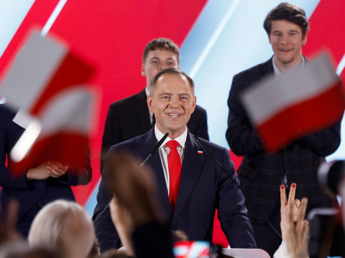 Polonia, il sovranista Karol Nawrocki vince le presidenziali col 50,89% Polonia, il sovranista Karol Nawrocki vince le presidenziali col 50,89%