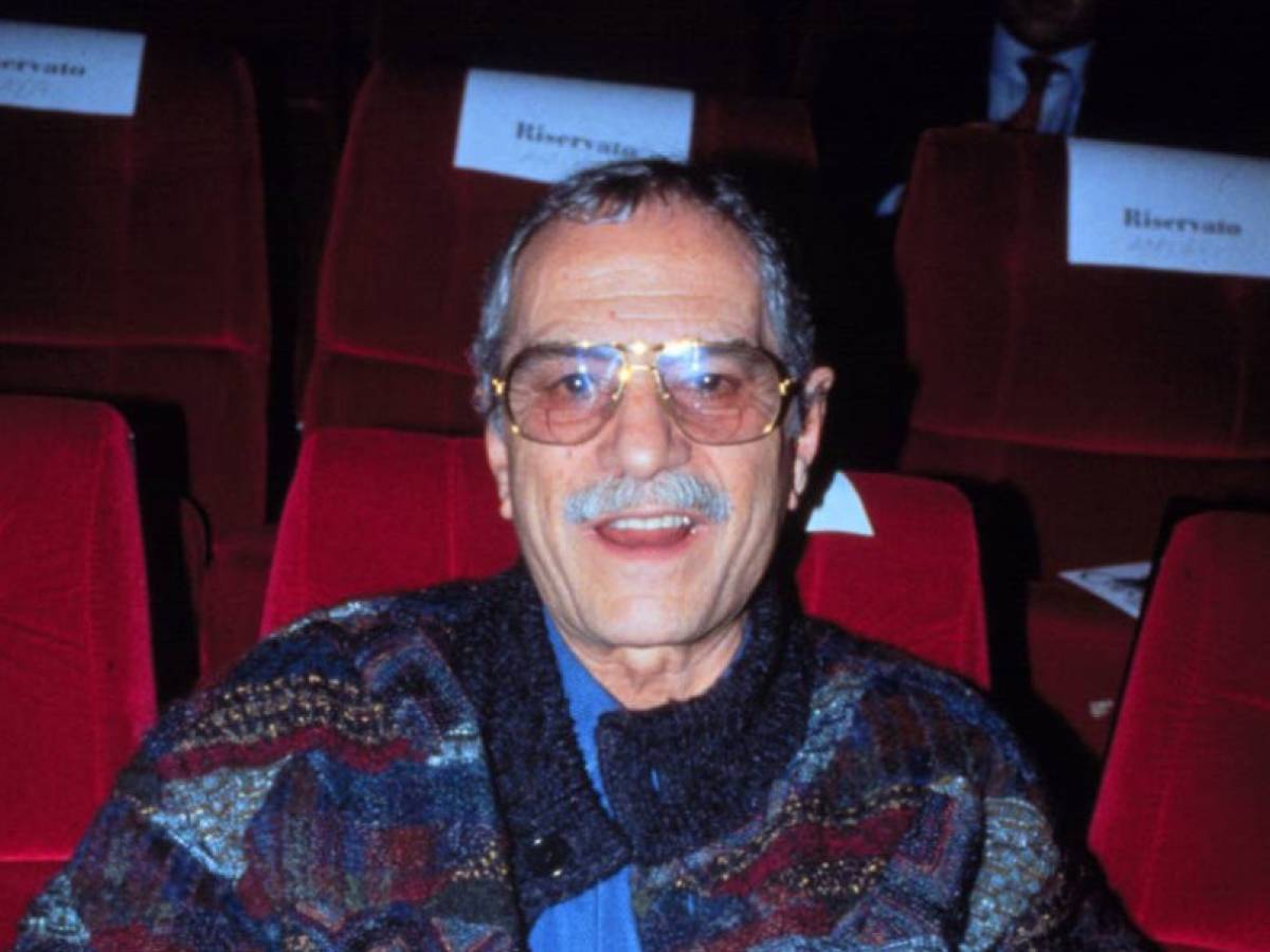 Il "colonnello" del cinema, la "storica" lite con Alberto Sordi. Così la tubercolosi segnò la carriera di Nino Manfredi Il "colonnello" del cinema, la "storica" lite con Alberto Sordi. Così la tubercolosi segnò la carriera di Nino Manfredi