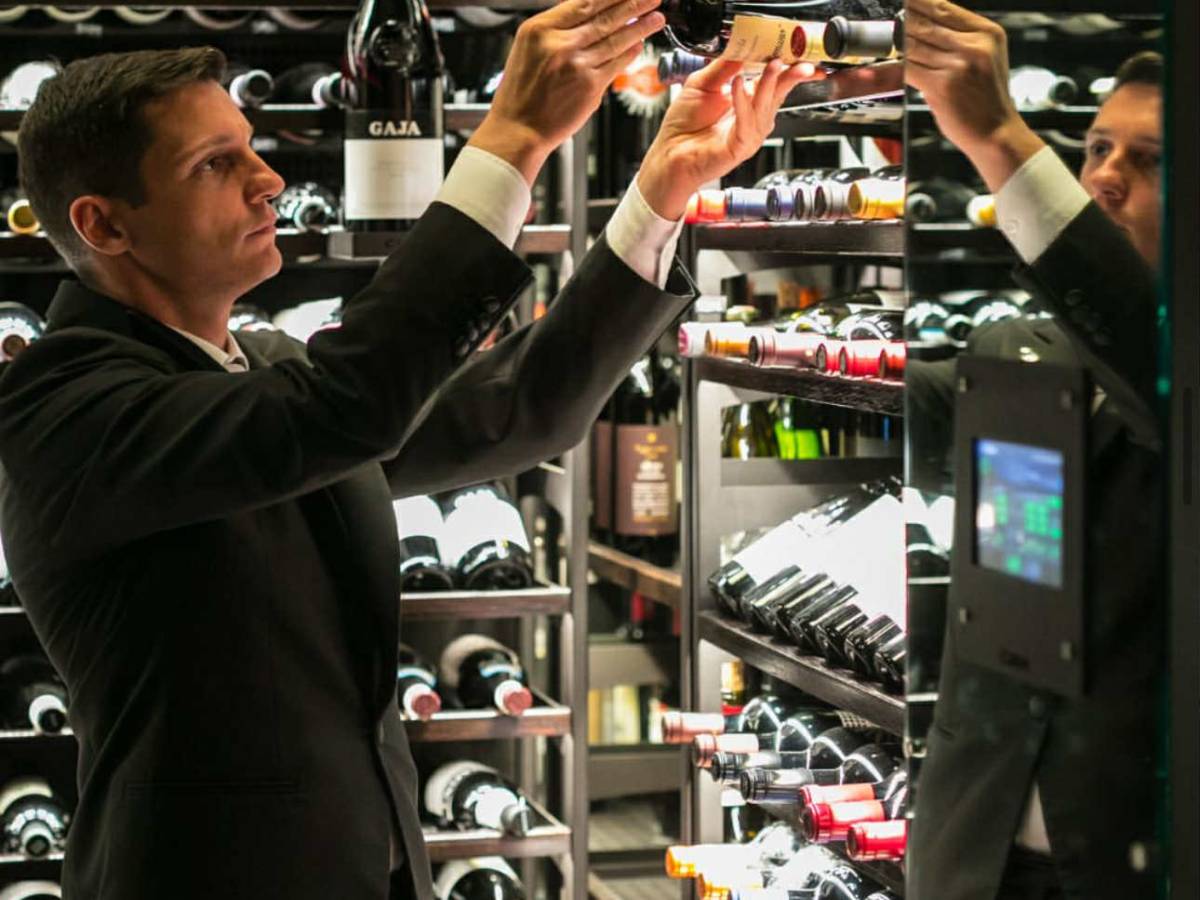 Imàgo, il sommelier Alessio Bricoli
