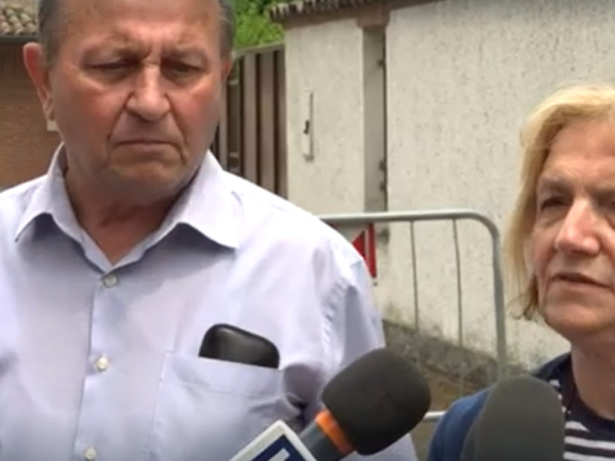 "Siamo disgustati". Il grido di dolore dei genitori di Chiara Poggi