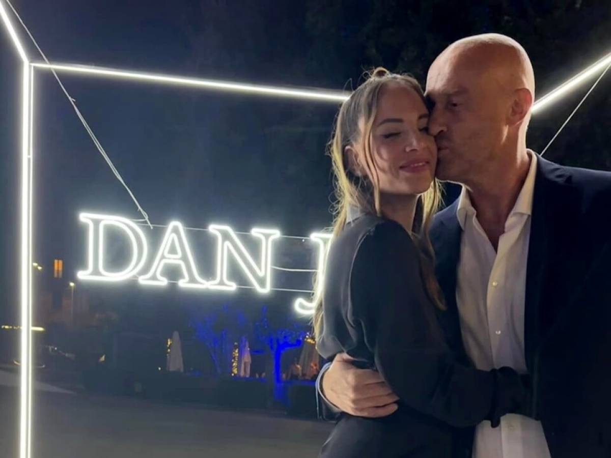 rudy zerbi sbotta nel fuorionda cosa lo ha fatto infuriare e cosa centra la fidanzata