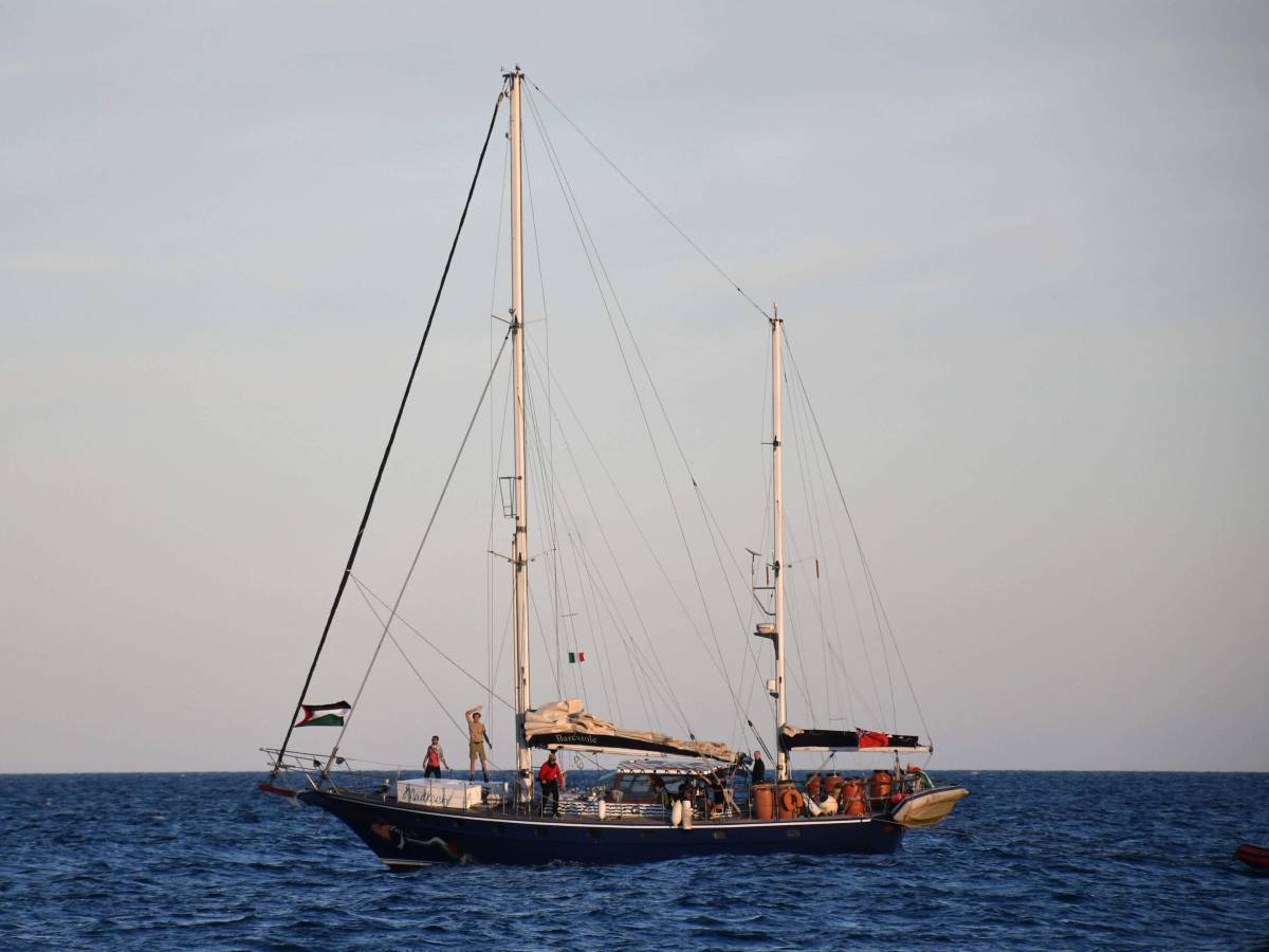 La nave di Greta Thunberg verso Gaza: "Avanti fino all’ultimo" La nave di Greta Thunberg verso Gaza: "Avanti fino all’ultimo"