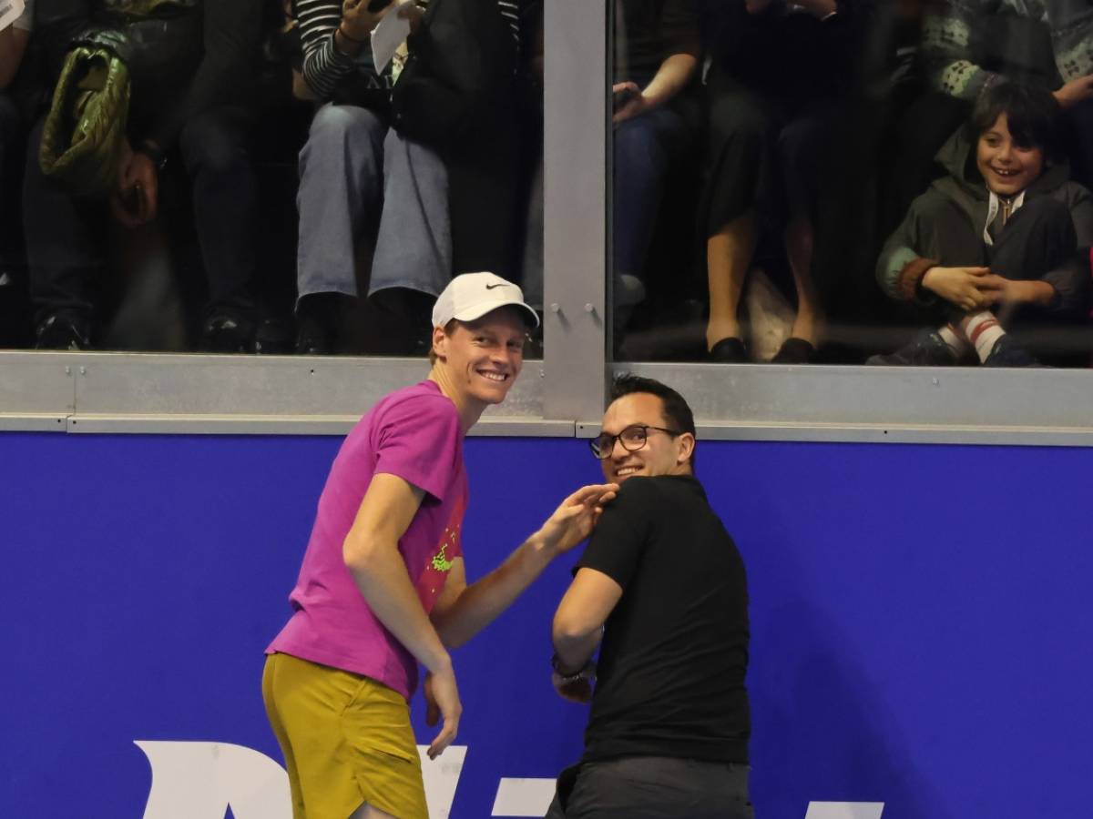 ?Chi è Mark, il fratello adottivo di Jannik Sinner: "Con lui ho provato a giocare a tennis, ma è impossibile" ?Chi è Mark, il fratello adottivo di Jannik Sinner: "Con lui ho provato a giocare a tennis, ma è impossibile"