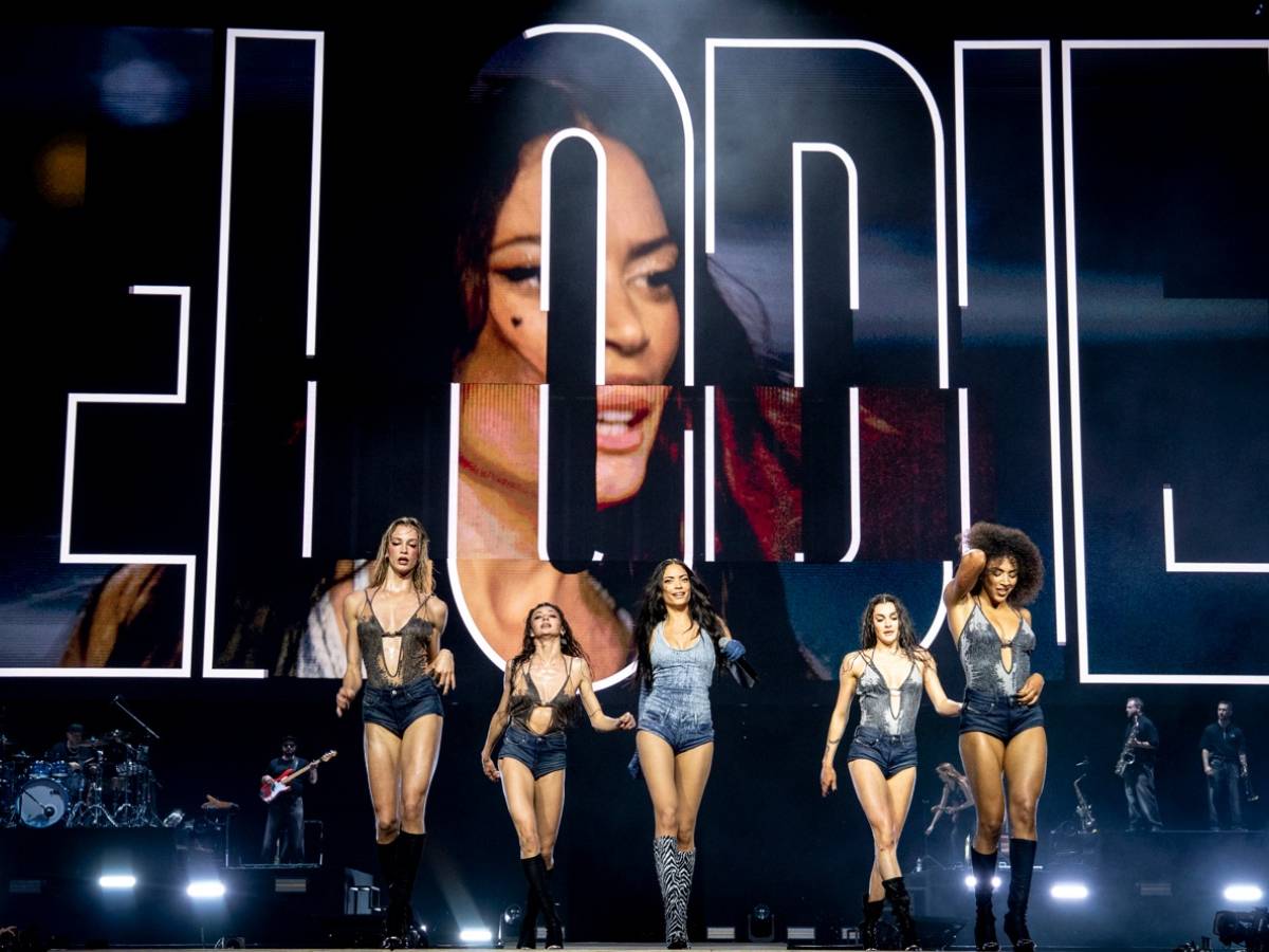 Elodie a San siro supera l Elodie a San siro supera l