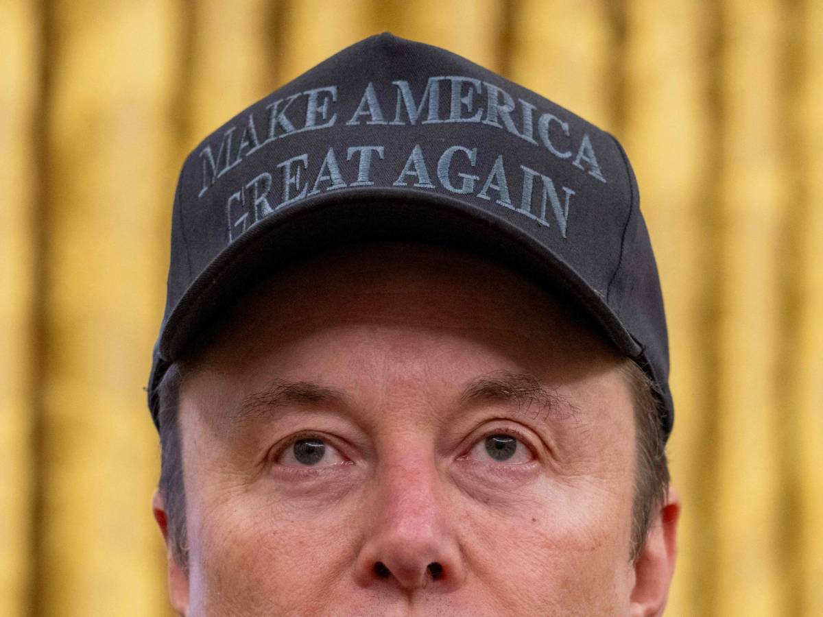 Il problemino di Elon Musk, basta permessi premio e la maturità: quindi, oggi... Il problemino di Elon Musk, basta permessi premio e la maturità: quindi, oggi...