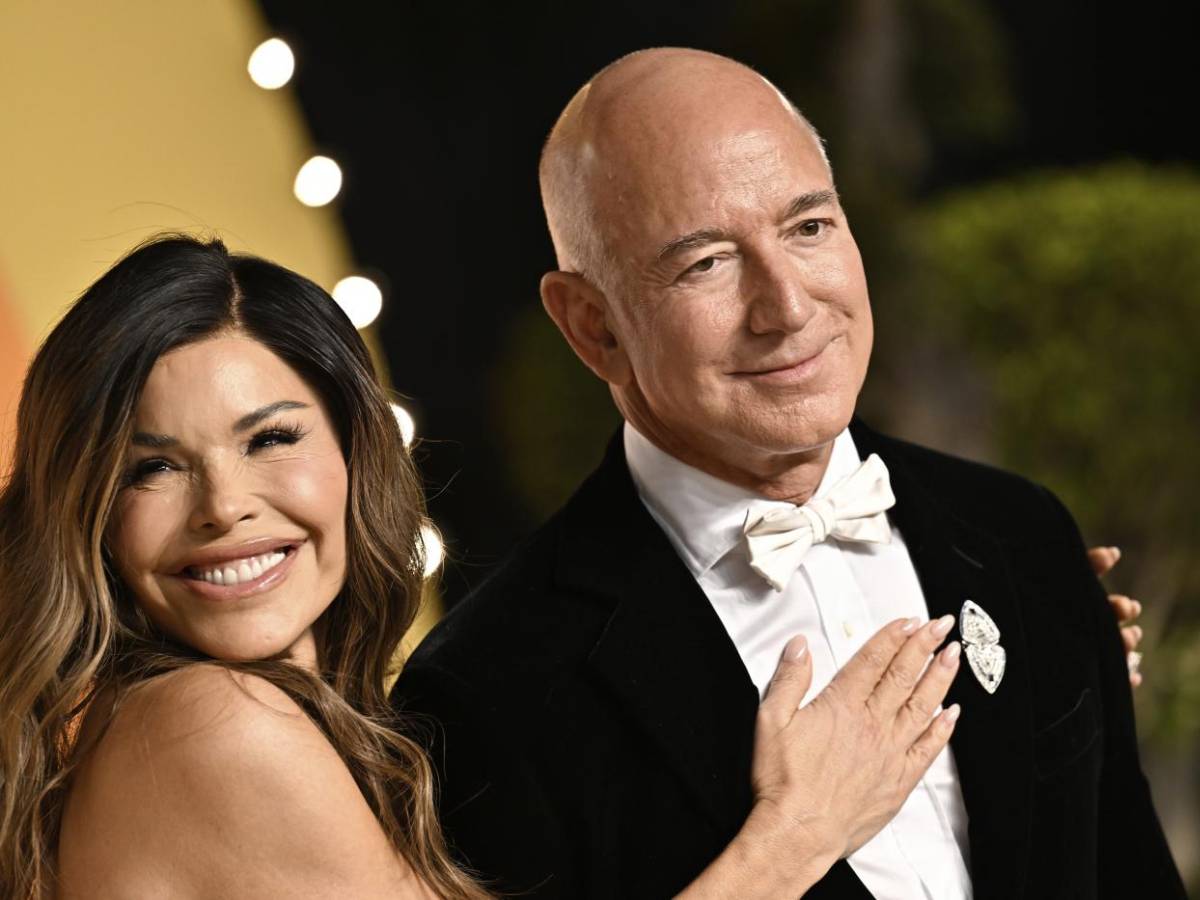 Dentro le nozze di Jeff Bezos, dall'ospite d'onore (Lady Gaga) ai presunti 27 abiti della sposa