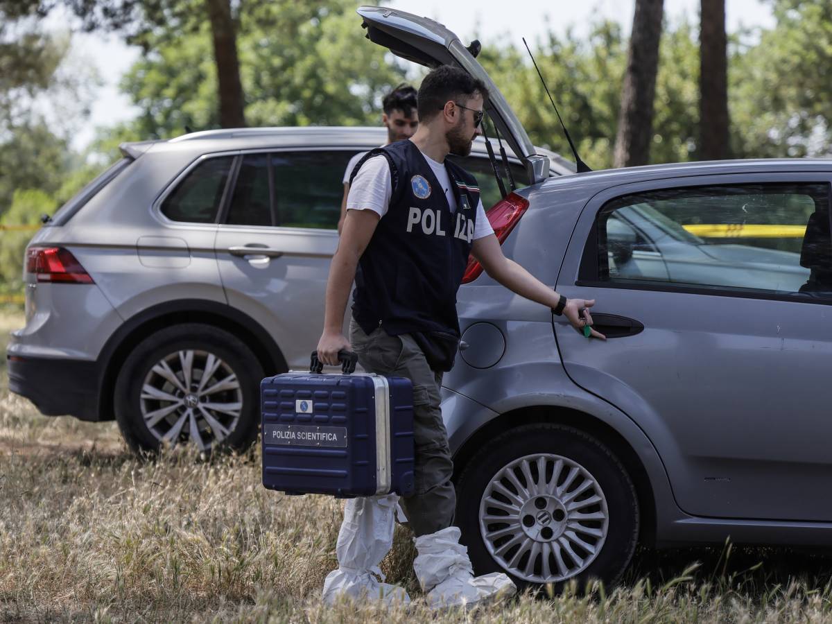 "La bimba forse è stata strangolata". Caccia all "La bimba forse è stata strangolata". Caccia all