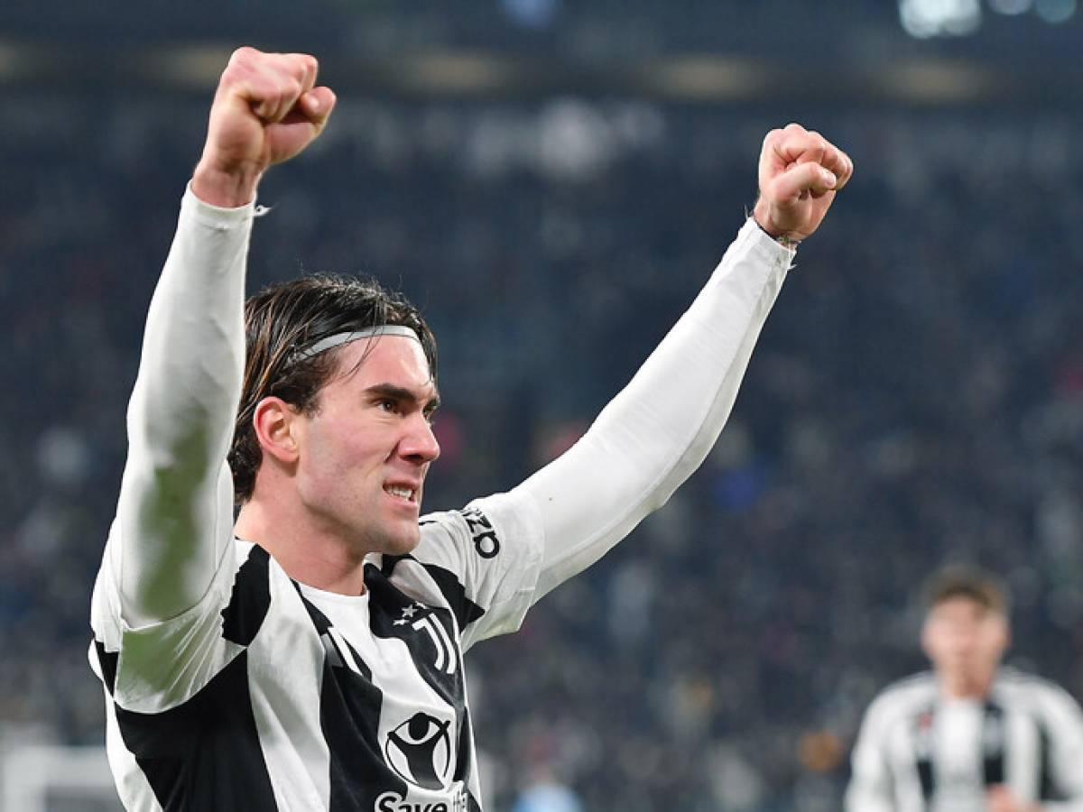 Milan, affondo su Vlahovic ma dalla Turchia offrono 30 milioni Milan, affondo su Vlahovic ma dalla Turchia offrono 30 milioni