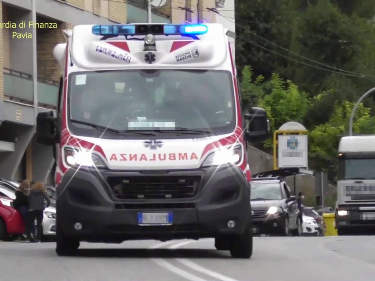 "Segni di violenza": indagine sulla morte di una 14enne "Segni di violenza": indagine sulla morte di una 14enne