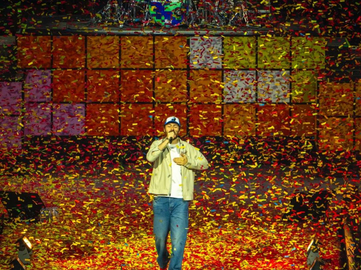 Pinguini Tattici Nucleari: Tra Tecnologia, Intelligenza Artificiale e un Tocco di Divertimento al Concerto di San Siro!