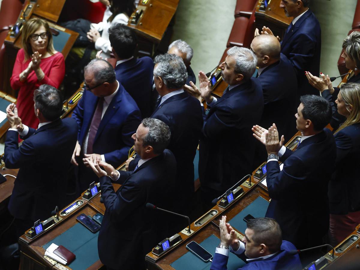 le camere si fermano per il giubileo dei parlamentari