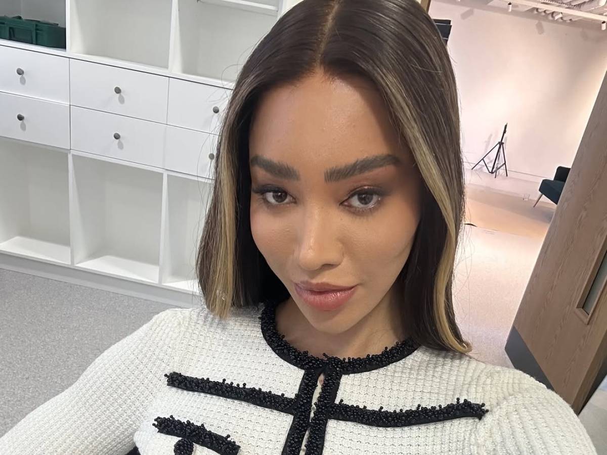 Una trans rappresenta il Regno Unito. È bufera su Vogue Una trans rappresenta il Regno Unito. È bufera su Vogue