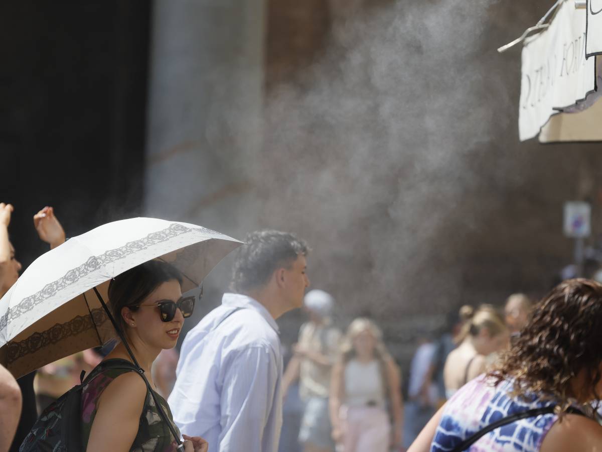 Aumenta il caldo africano: bollino rosso in 11 città. Ecco quali Aumenta il caldo africano: bollino rosso in 11 città. Ecco quali