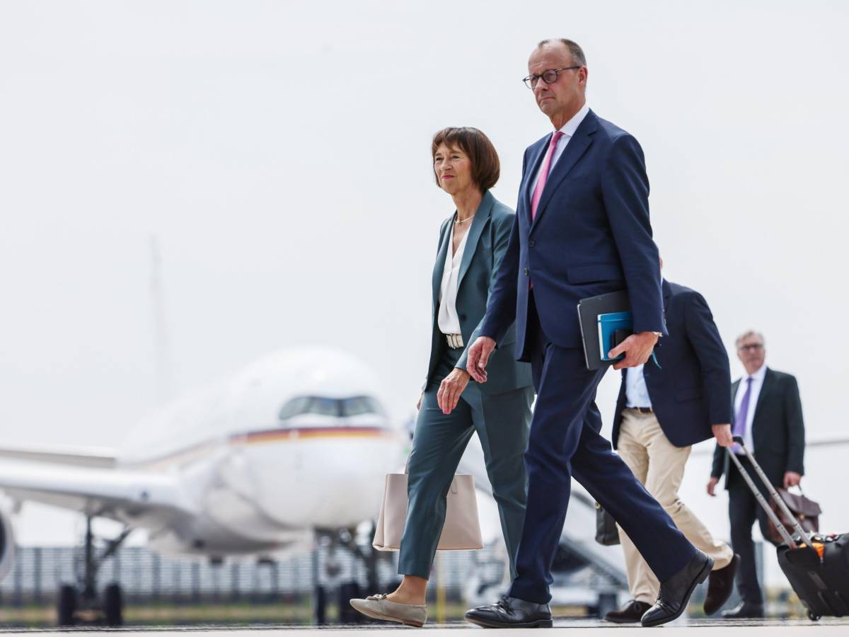 Al G7 debutta Charlotte Merz: la moglie del cancelliere tedesco discreta e determinante Al G7 debutta Charlotte Merz: la moglie del cancelliere tedesco discreta e determinante