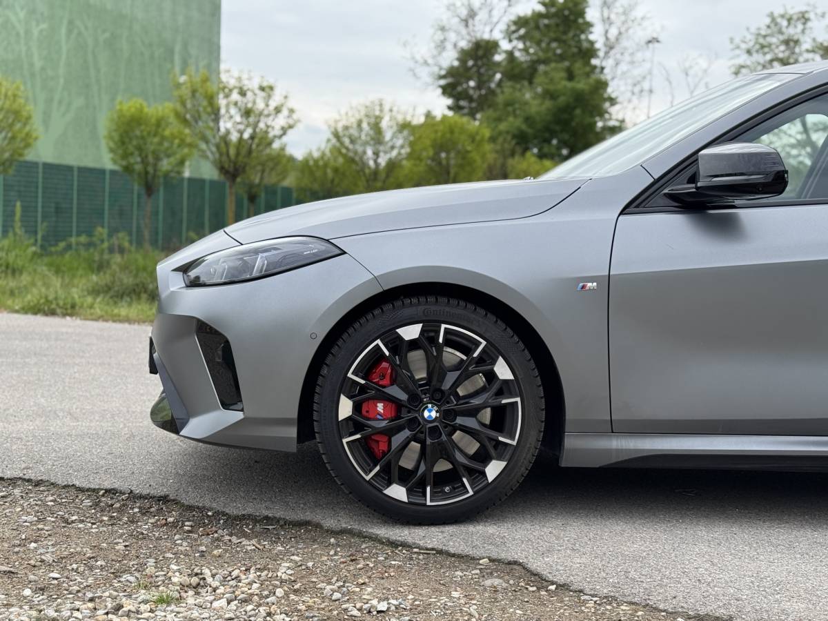 BMW M135i 2025: guarda la gallery della Serie 1 più cattiva di tutte 5