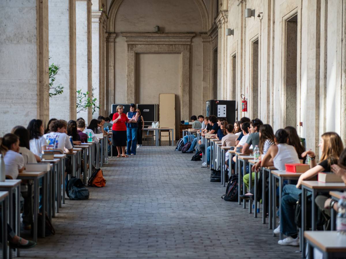 maturit224 la riforma convince la gilda bene un esame pi249 serio ma meno complesso da Ilgiornale.it maturit224 la riforma convince la gilda bene un esame pi249 serio ma meno complesso