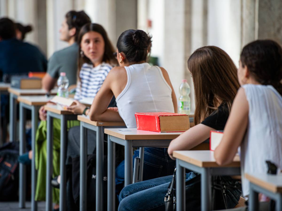 maturit224 le tracce della seconda prova