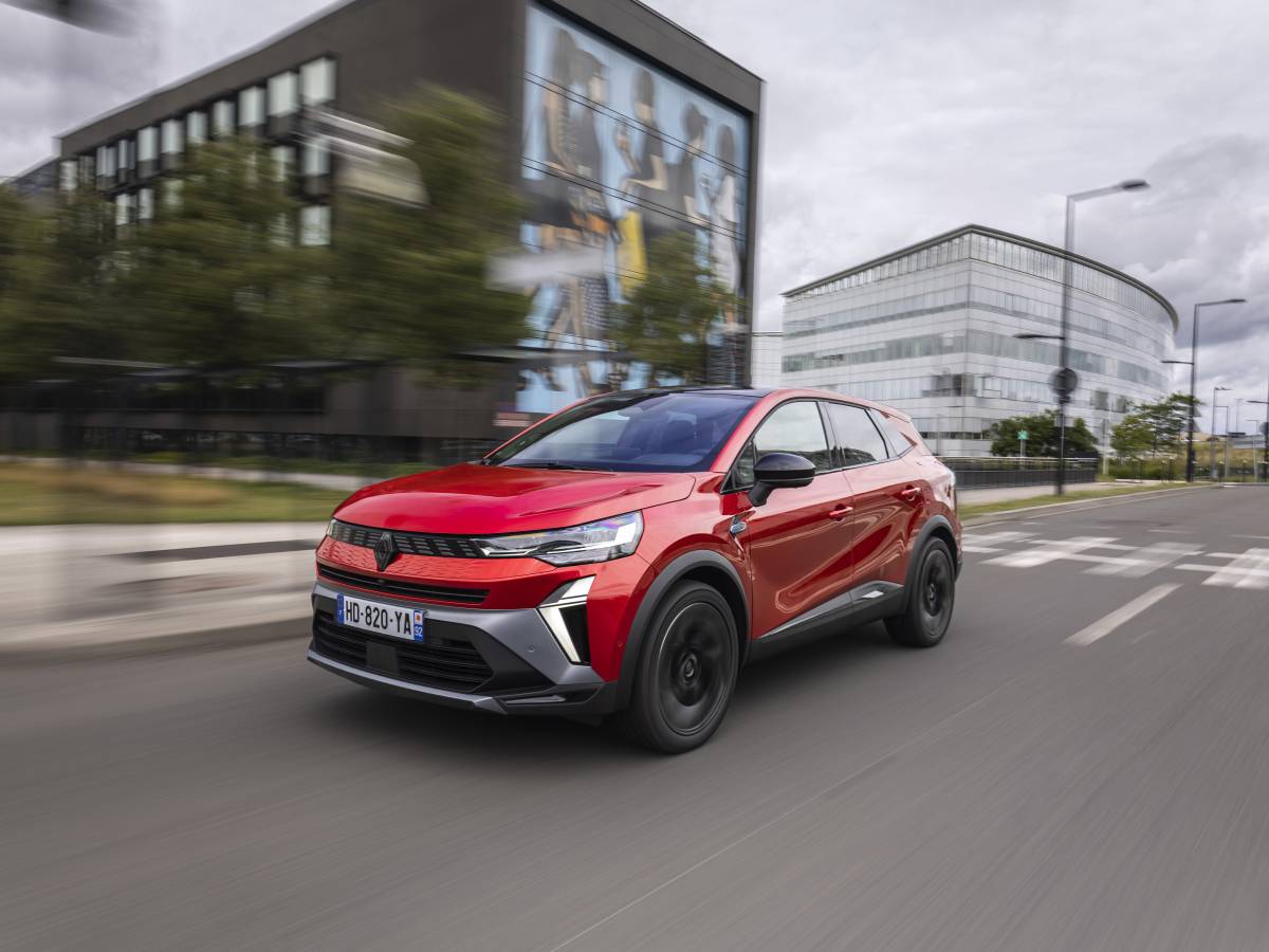 renault symbioz come va la nuova full hybrid consuma poco e ha un bel carattere