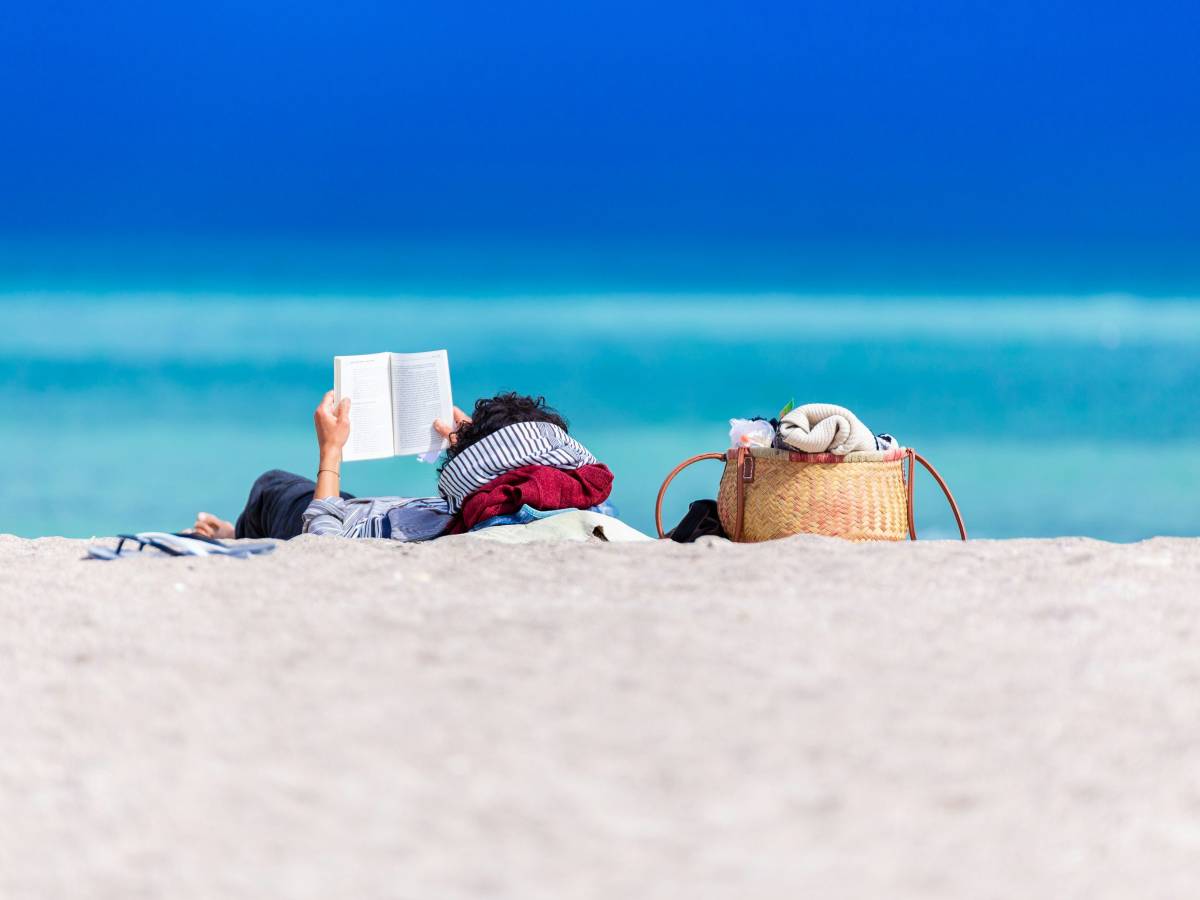 Libri sotto l Libri sotto l