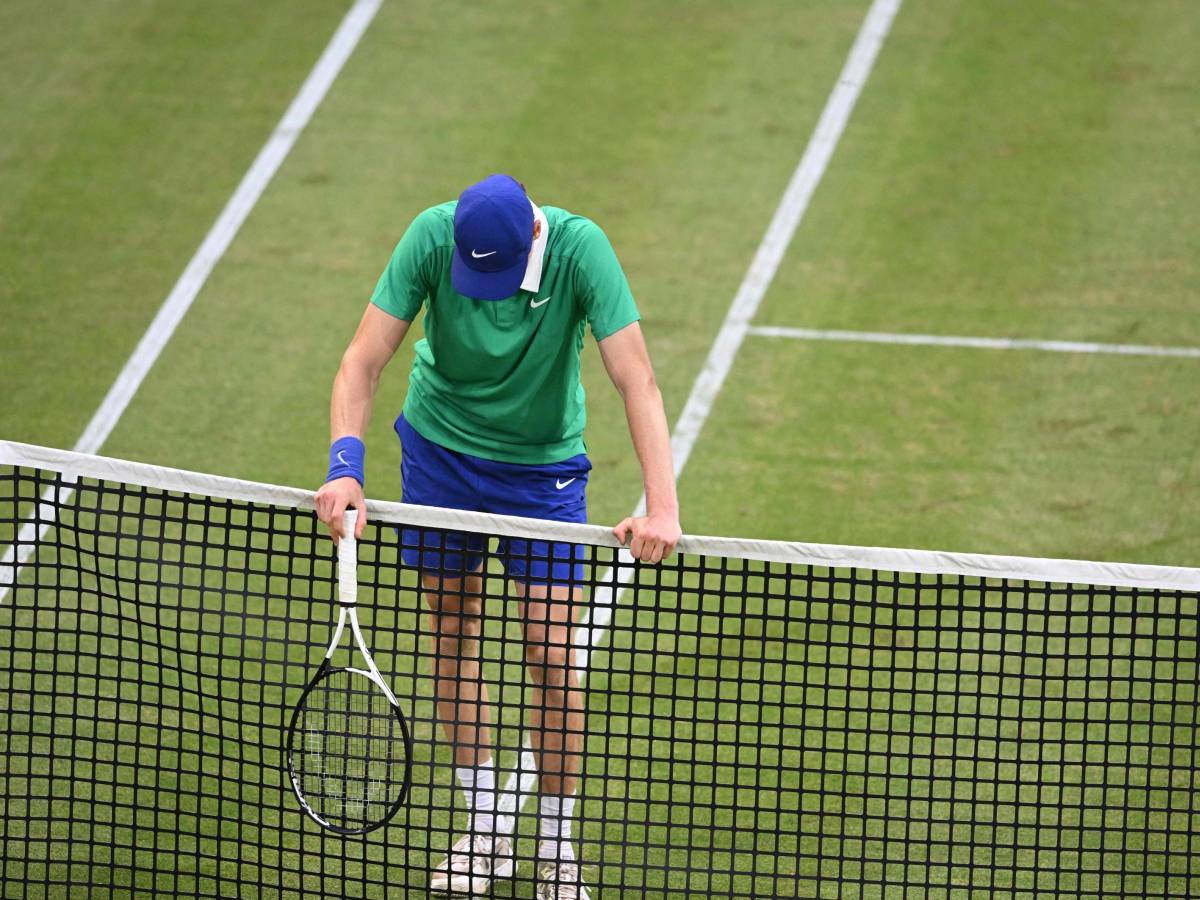 Atp Halle, Sinner fuori agli ottavi: Bublik lo elimina in tre set Atp Halle, Sinner fuori agli ottavi: Bublik lo elimina in tre set