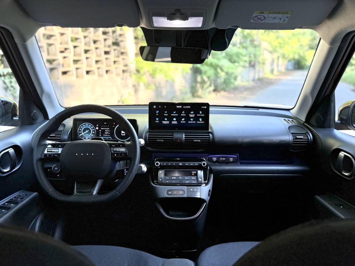 Hyundai Inster: guarda la gallery della piccola citycar elettrica 15