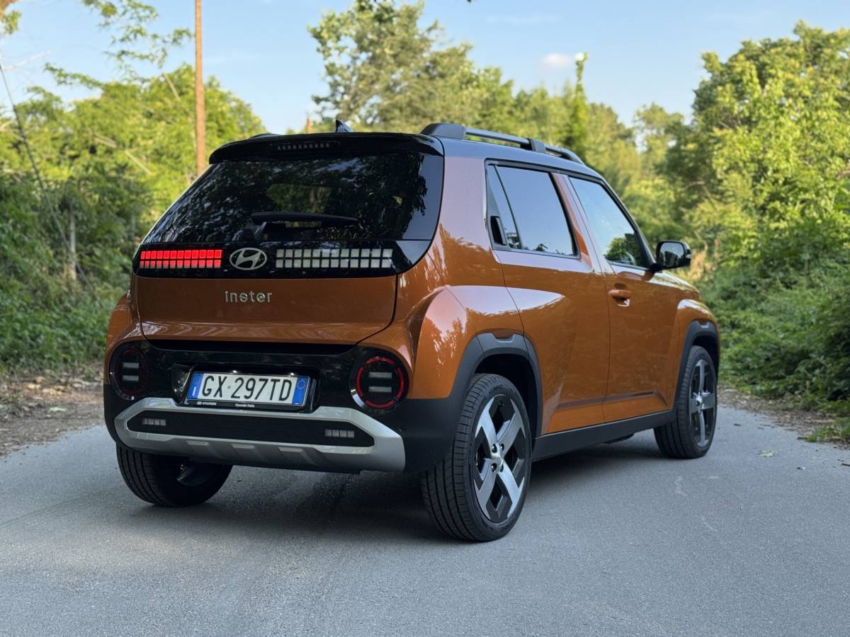 Hyundai Inster: guarda la gallery della piccola citycar elettrica 6