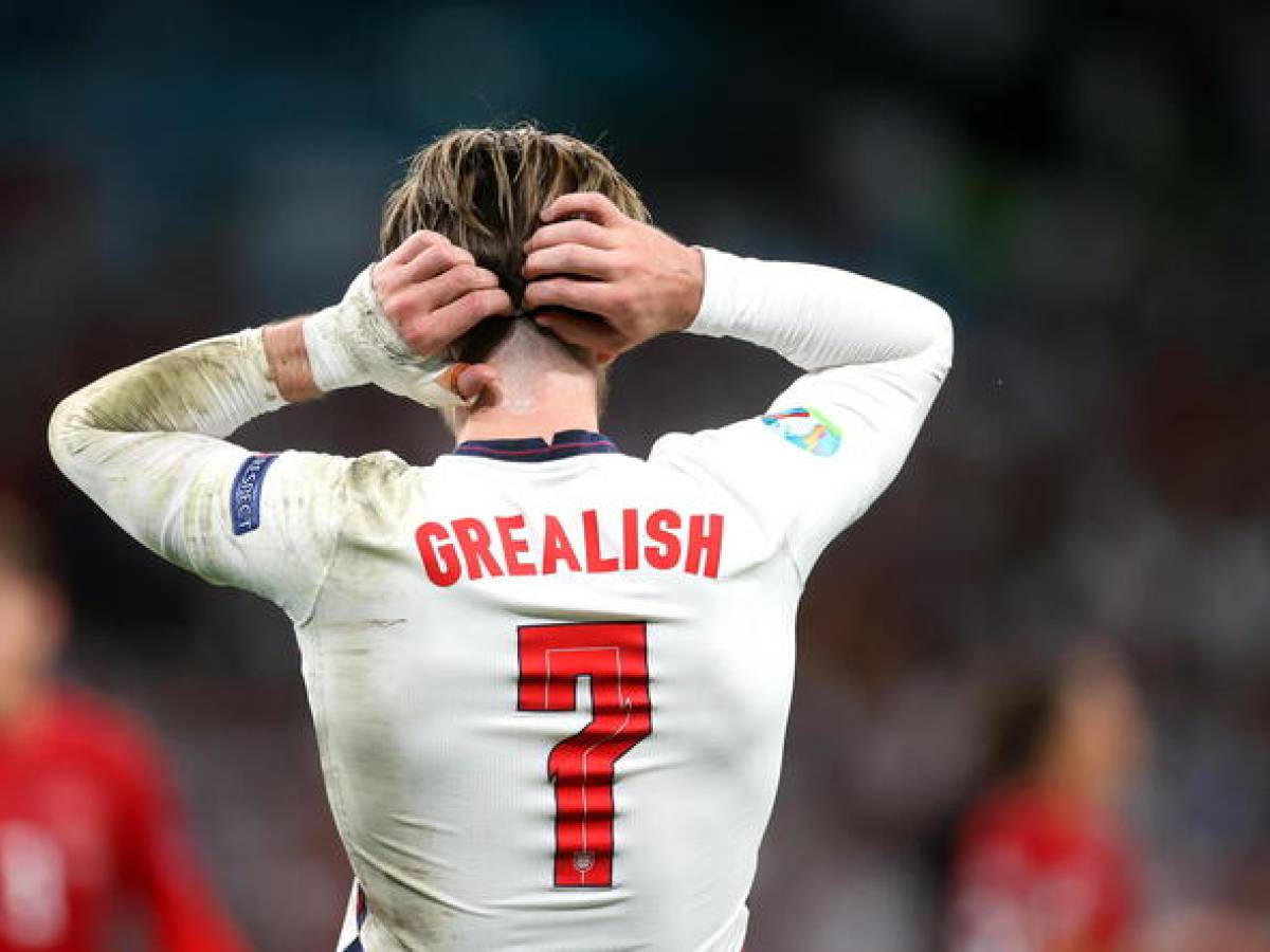 Grealish in Serie A, ma ha un ingaggio da 18 milioni: ecco chi può prenderlo Grealish in Serie A, ma ha un ingaggio da 18 milioni: ecco chi può prenderlo