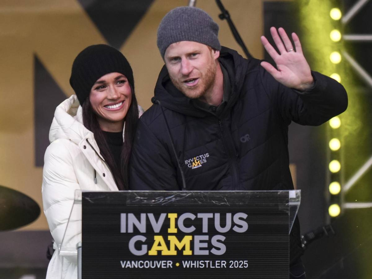 harry e meghan nella bufera snobbano e si prendono gioco delle loro famiglie da Ilgiornale.it harry e meghan nella bufera snobbano e si prendono gioco delle loro famiglie
