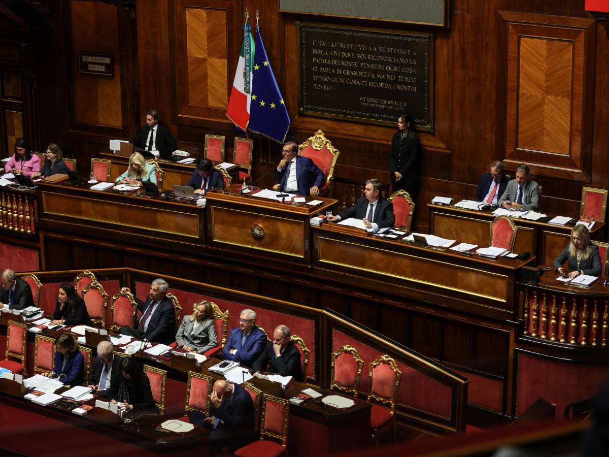 Ddl stupro, le opposizioni abbandonano la commissione per protesta: cosa è successo Ddl stupro, le opposizioni abbandonano la commissione per protesta: cosa è successo