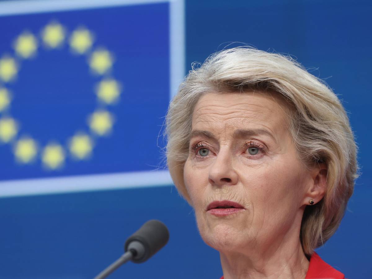 Pfizergate, mozione di sfiducia contro von der Leyen. Lei: "Nessun contratto inappropriato" Pfizergate, mozione di sfiducia contro von der Leyen. Lei: "Nessun contratto inappropriato"