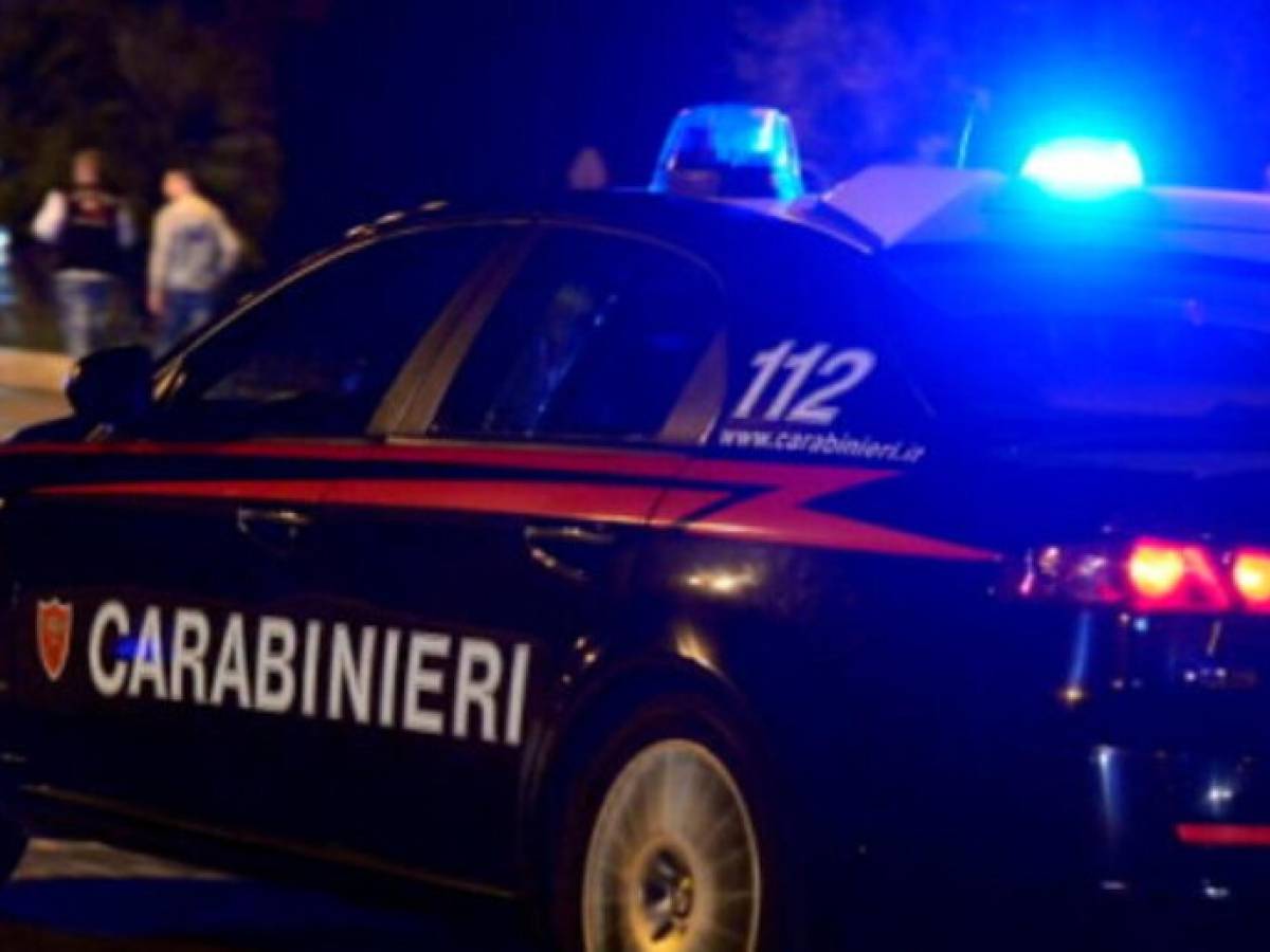 caduta dal tetto di un capannone 14enne trovata morta in un area dismessa cos 232 successo
