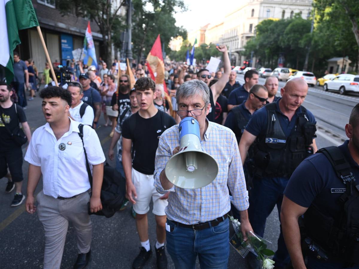 Tutti i politici italiani che parteciperanno al pride in Ungheria Tutti i politici italiani che parteciperanno al pride in Ungheria