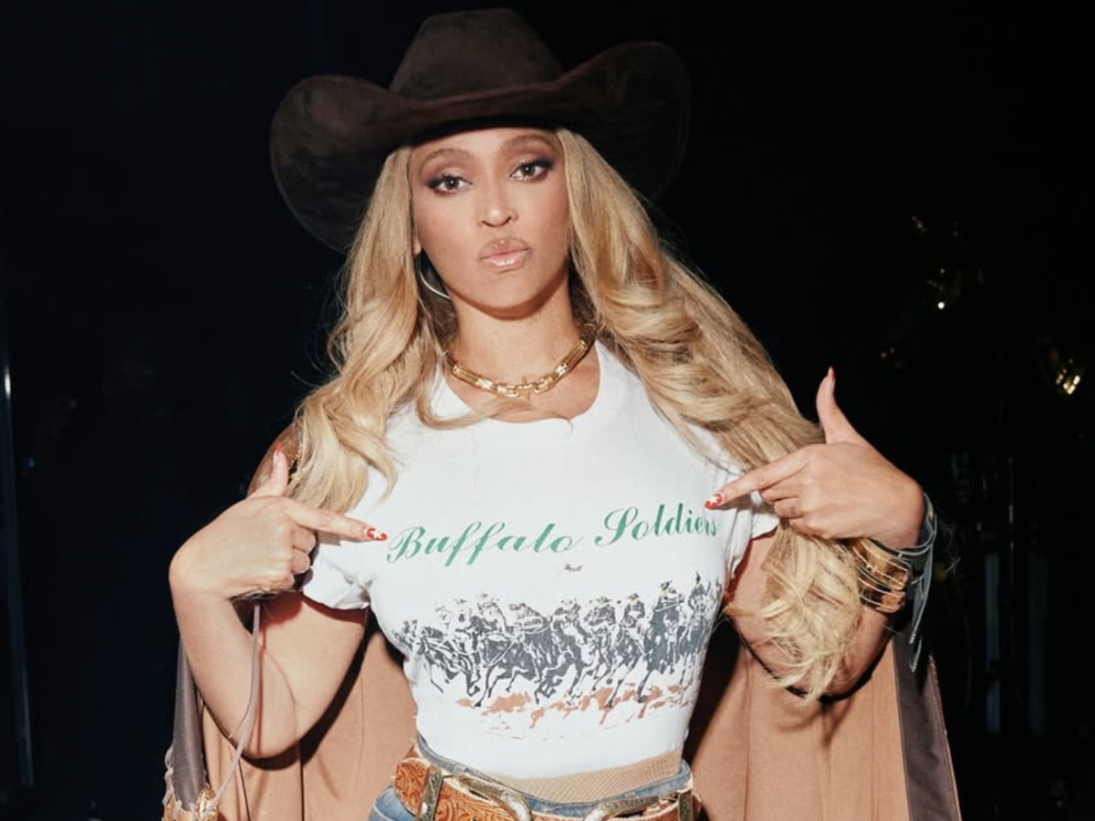 Beyoncé e le polemiche per la t shirt anti indigeni Beyoncé e le polemiche per la t shirt anti indigeni