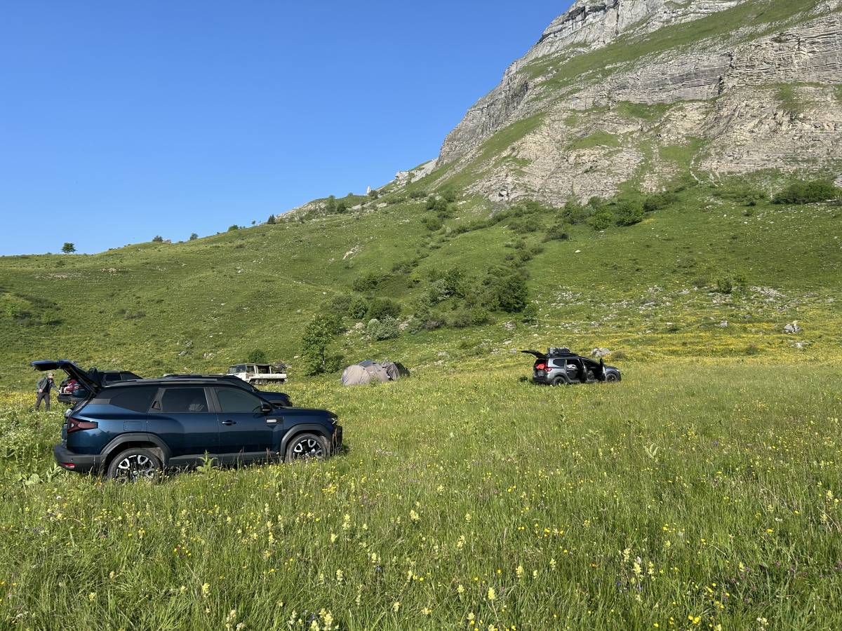 Dacia Bigster, camera con vista sulla natura Dacia Bigster, camera con vista sulla natura
