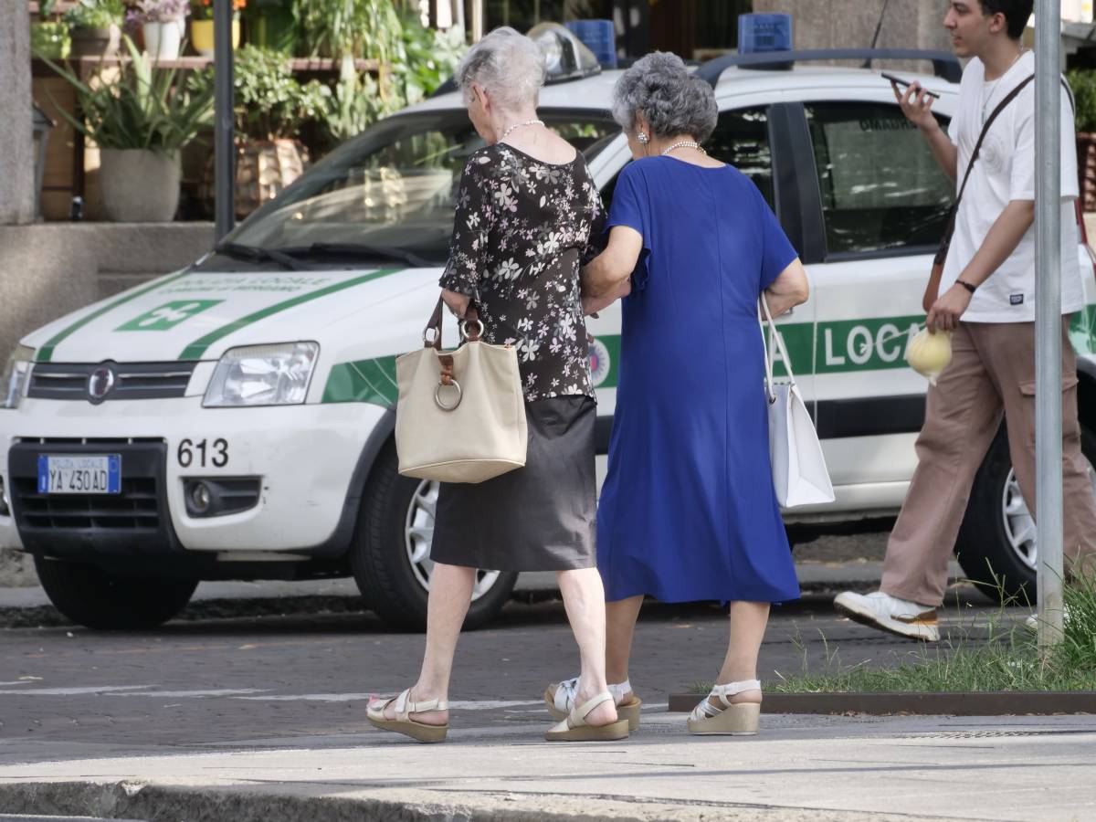 Blackout a Bergamo: semafori in tilt e traffico impazzito Blackout a Bergamo: semafori in tilt e traffico impazzito