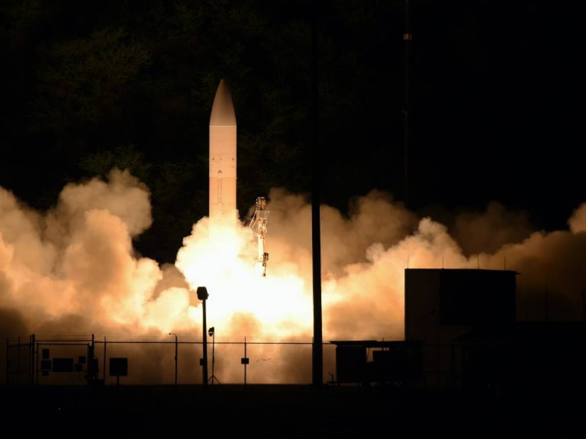 Blackbeard, il missile ipersonico del futuro: così gli Usa preparano la guerra a medio raggio Blackbeard, il missile ipersonico del futuro: così gli Usa preparano la guerra a medio raggio