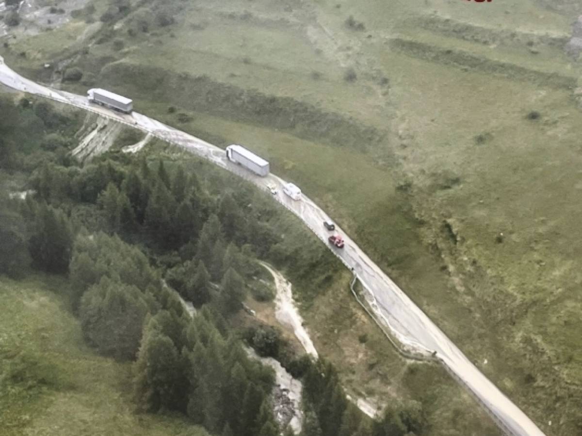 L’altro allarme meteo: Cortina isolata, nubifragi in Valtellina e frane in Trentino