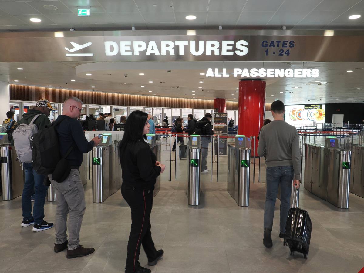 oggi lo sciopero dei voli aerei cosa c8217232 da sapere da Ilgiornale.it oggi lo sciopero dei voli aerei cosa c8217232 da sapere