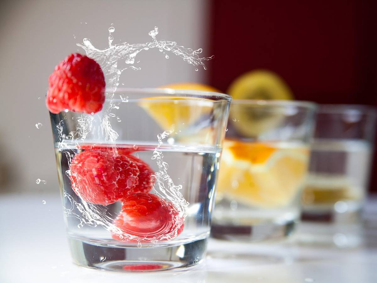 Acqua e frutta