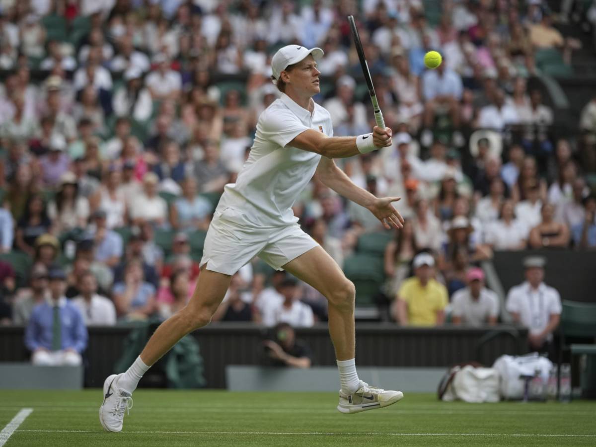 Wimbledon, Sinner sfida lo spagnolo Martinez Wimbledon, Sinner sfida lo spagnolo Martinez