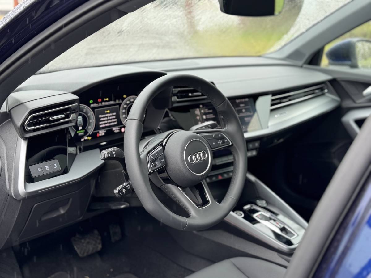 Audi A3 plug-in 2025: guarda la gallery della nuova compatta ibrida 15