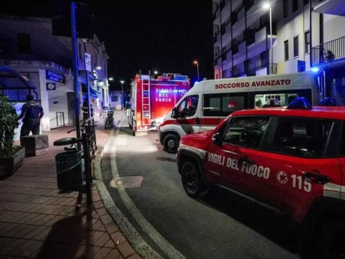 Terracina, crolla il tetto di un ristorante: morta la sommelier Terracina, crolla il tetto di un ristorante: morta la sommelier