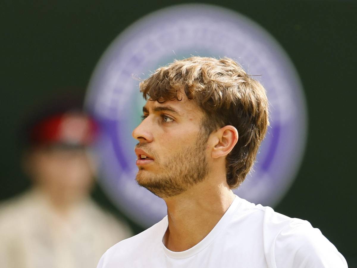 Wimbledon, Cobolli si arrende a Djokovic: il serbo vince in 4 set Wimbledon, Cobolli si arrende a Djokovic: il serbo vince in 4 set