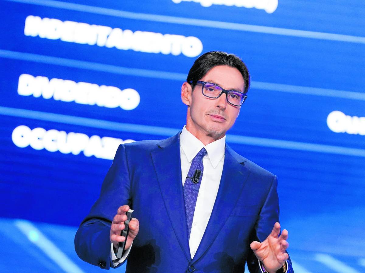 Le pagelle di Pier Silvio: "Ok Meloni, no Ius scholae" Le pagelle di Pier Silvio: "Ok Meloni, no Ius scholae"