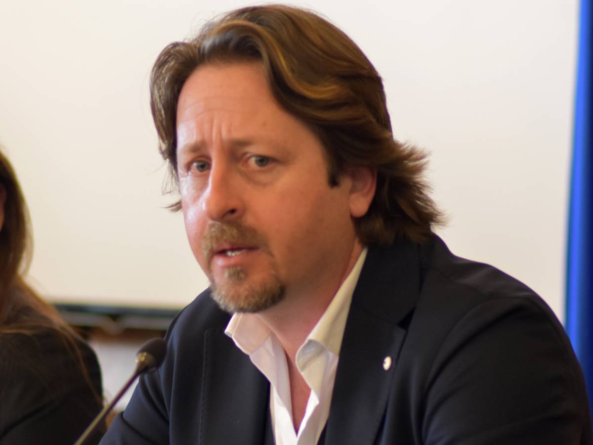Intelligenza artificiale contro la corruzione: via libera all’ordine del giorno sugli appalti Intelligenza artificiale contro la corruzione: via libera all’ordine del giorno sugli appalti