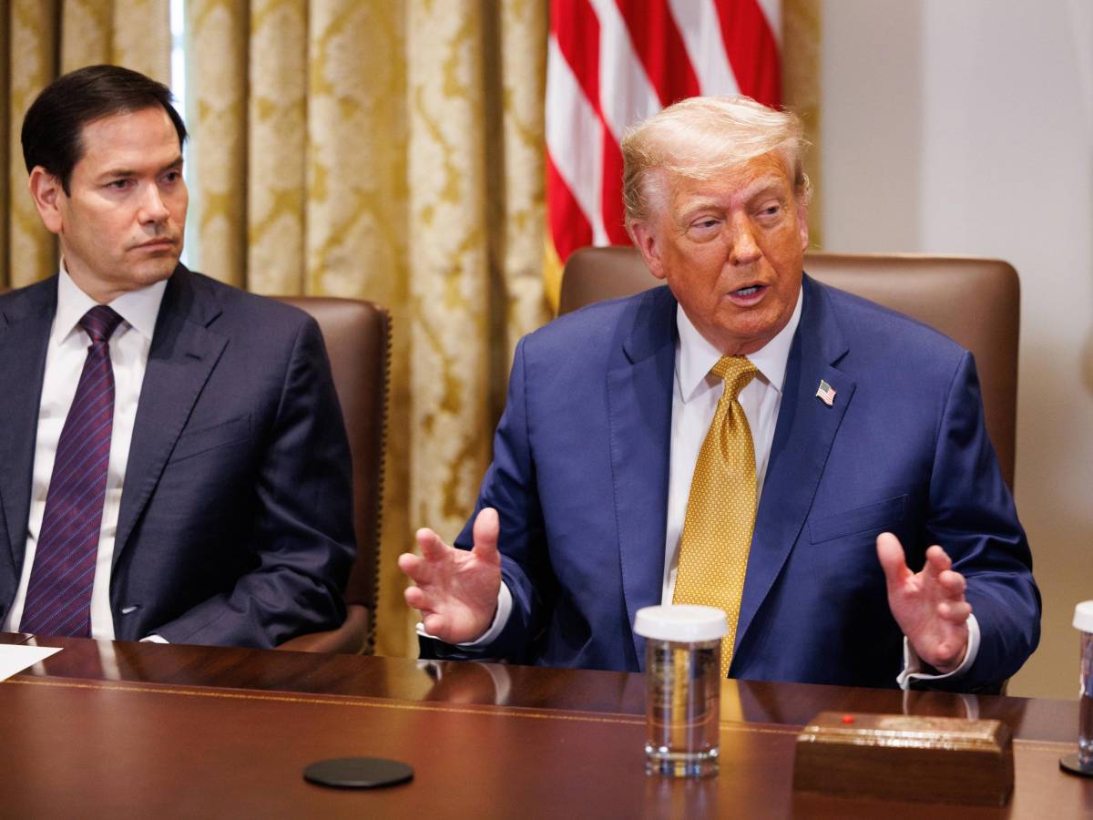 Trump: "Dazi del 35% al Canada dal primo agosto". E oggi lettera all Trump: "Dazi del 35% al Canada dal primo agosto". E oggi lettera all