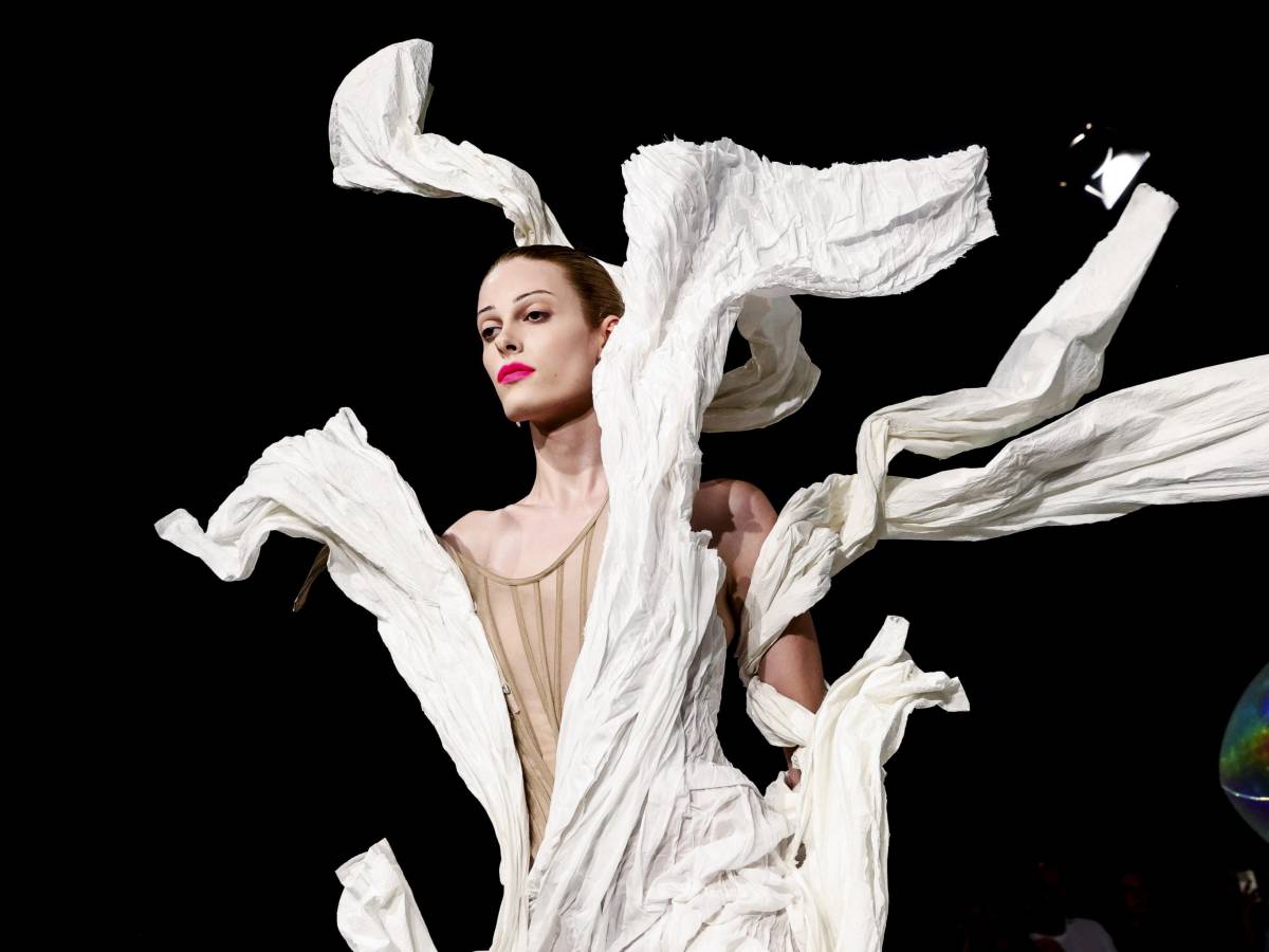 il priv233 di armani si fa sempre ricordare e salva l8217alta moda