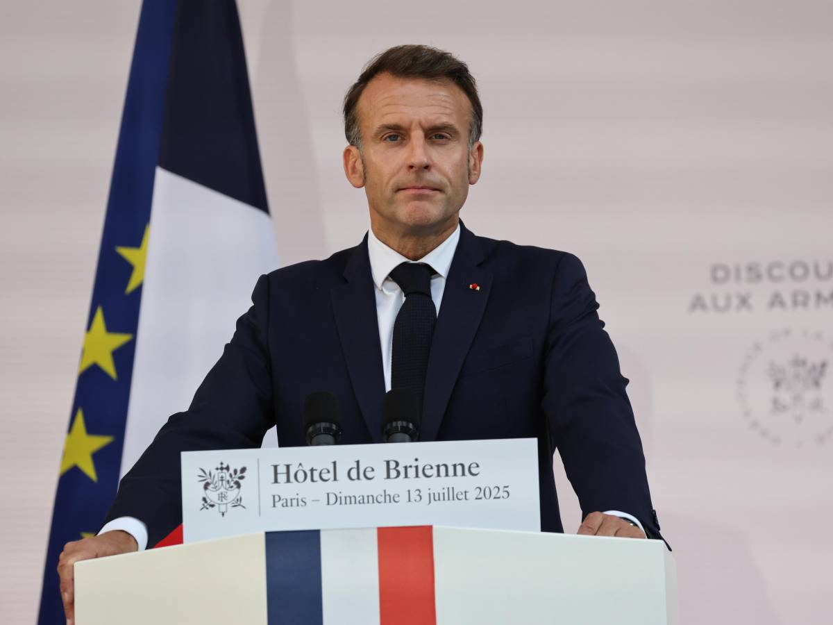 Mina Macron sui dazi Mina Macron sui dazi