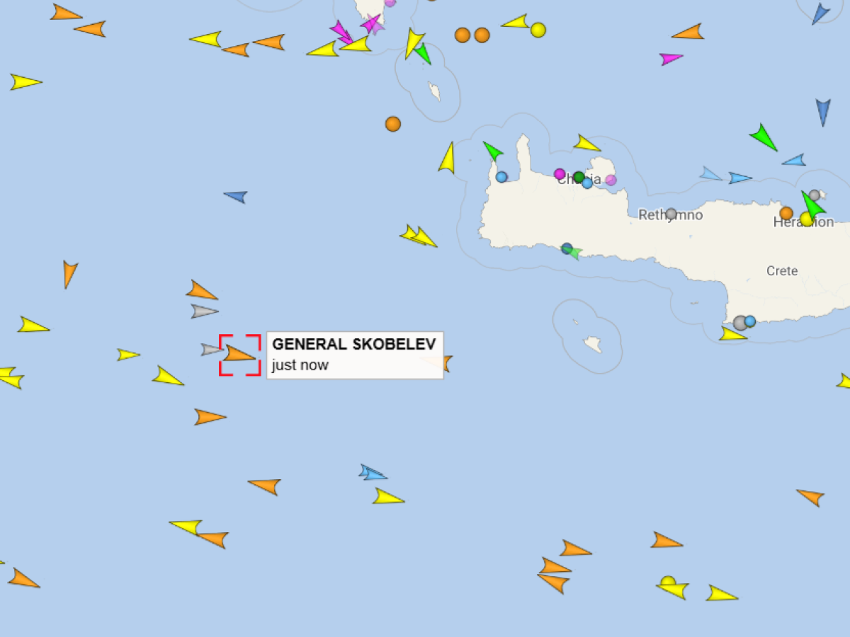 Flotta di navi russe passa al largo della Sicilia e la Nato invia un aereo antisommergibile da Sigonella Flotta di navi russe passa al largo della Sicilia e la Nato invia un aereo antisommergibile da Sigonella