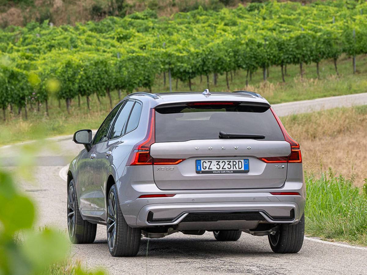 Volvo XC60 Plug-in MY2026